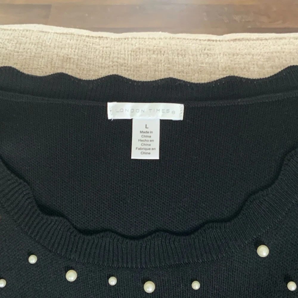 London Times Black Knit Dress  White Pearl Accents Scalloped Neckline NWT Large - Picture 5 of 8